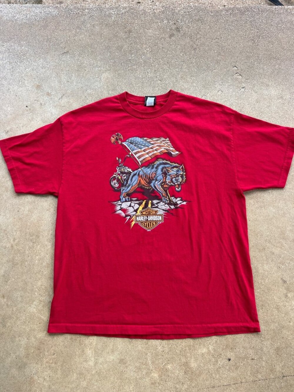 Harley-Davidson Red Graphic T-Shirt 2XL Wolf Motorcycle American Flag Lynchburg